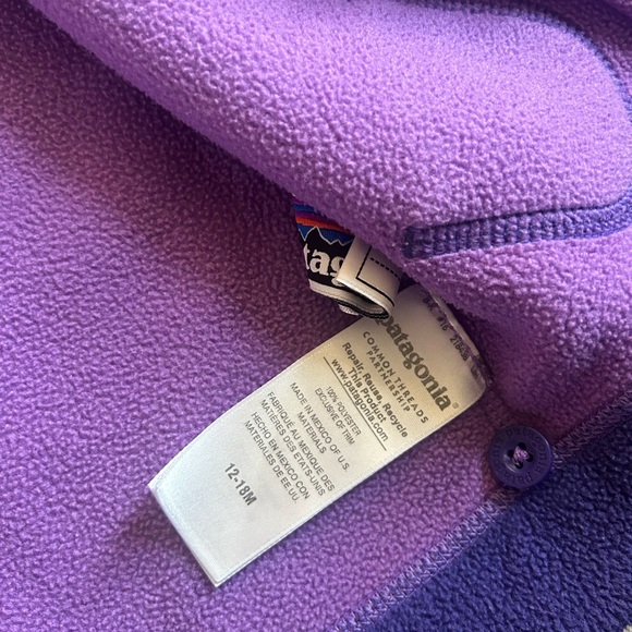 Baby Patagonia size 12-18 ms og price $75 - Picture 2 of 3